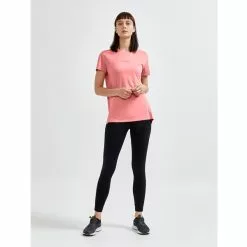 Craft Adv Essence Ss Tee W 19 Craft Adv Essence Ss Tee W -pyöräkauppa 67125 5 coral