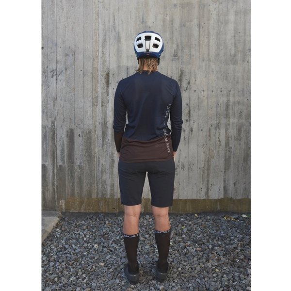 Poc W's Essential Enduro Shorts 10 Poc W's Essential Enduro Shorts - Image 10