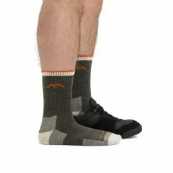 Darn Tough Hiker Micro Crew Sock Cushion 26 Darn Tough Hiker Micro Crew Sock Cushion -pyöräkauppa 76381 3 olive