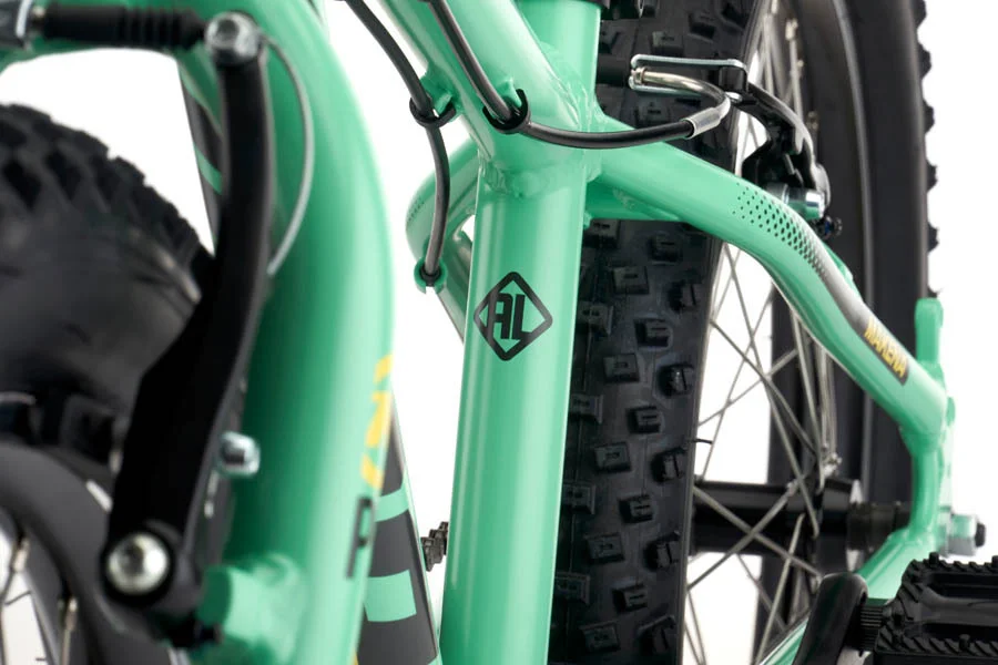 Children’s Bicycle Kona Fatbike Makena 7 Children’s Bicycle Kona Fatbike Makena - Image 7